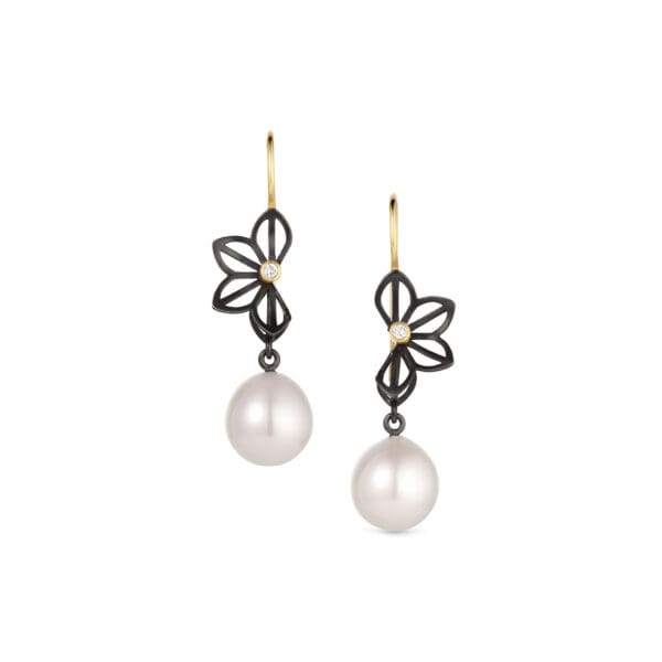 Pearl Anise Earrings